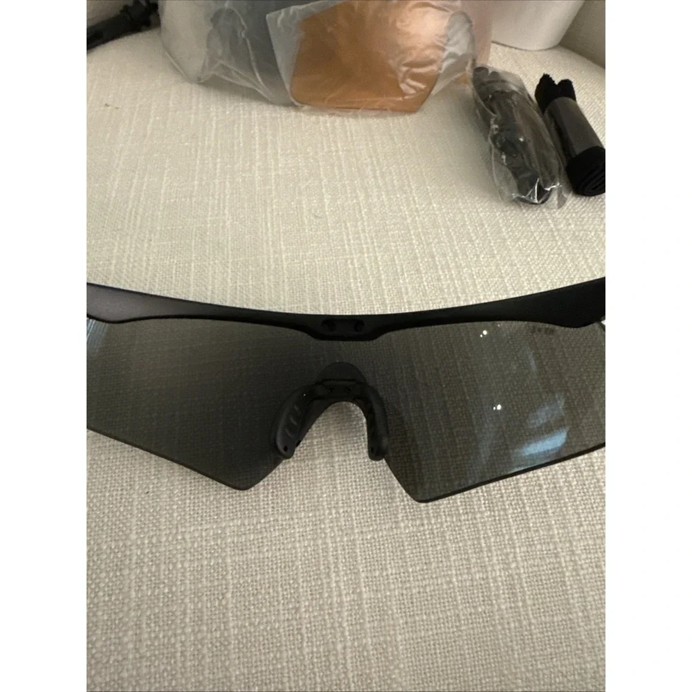 Wiley X Z87 Sunglasses Matte Black Frame w/‎ Light Rust/Smoke Gray/Clear Lens